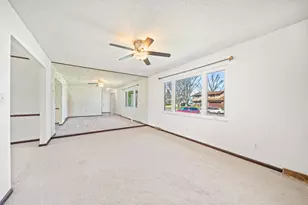 2087 Teakwood Dr, Columbus, OH 43229 - Photo 15