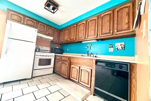 2215 Noe Bixby Rd, Columbus, OH 43232 - Photo 7