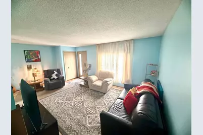 2215 Noe Bixby Road, Columbus, OH 43232 - Photo 9