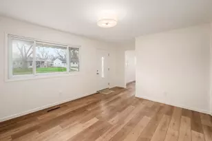 3608 Clearwater Dr, Columbus, OH 43232 - Photo 7