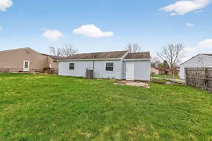 5882 Starcrest Dr, Galloway, OH 43119 - Photo 35