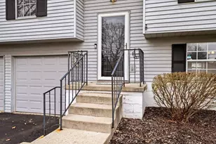 5708 Saucony Dr, Hilliard, OH 43026 - Photo 3