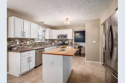 411 Grand Circuit Boulevard, Delaware, OH 43015 - Photo 9
