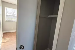 1975 Dunbar Dr, Columbus, OH 43224 - Photo 17