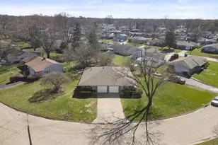 3930 Beulah Rd, Columbus, OH 43224 - Photo 17