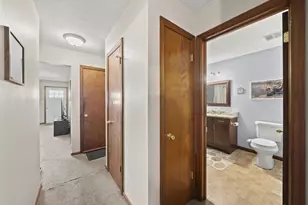 3930 Beulah Rd, Columbus, OH 43224 - Photo 13