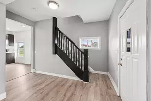 1025 Howard St, Columbus, OH 43201 - Photo 9