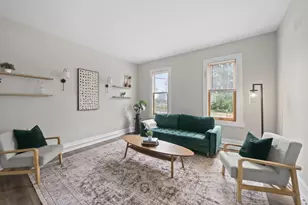 74 E Dodridge St, Columbus, OH 43202 - Photo 3