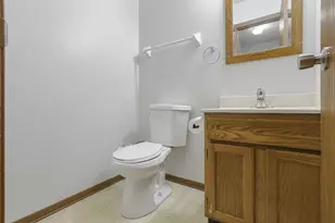 6806 Bennell Dr, Reynoldsburg, OH 43068 - Photo 33