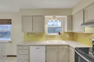 570 Susan Ave, Westerville, OH 43081 - Photo 23