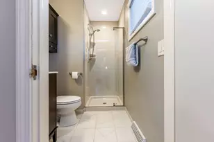 4370 Harborough Rd, Columbus, OH 43220 - Photo 29