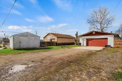 10537 Columbus Street, Middleburg, OH 43336 - Photo 15