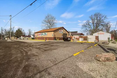 10537 Columbus Street, Middleburg, OH 43336 - Photo 3