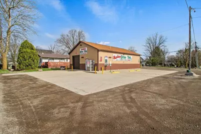 10537 Columbus Street, Middleburg, OH 43336 - Photo 1