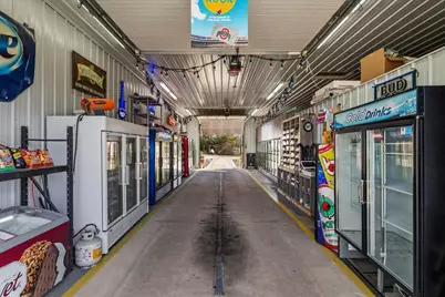 10537 Columbus Street, Middleburg, OH 43336 - Photo 5