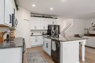 4077 Topsail Dr, Lewis Center, OH 43035 - Photo 15