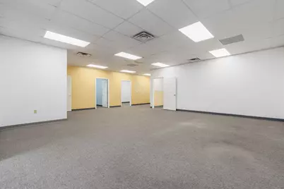 123 N Maysville Avenue, Zanesville, OH 43701 - Photo 11