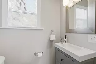 70 S Champion Ave, Columbus, OH 43205 - Photo 13