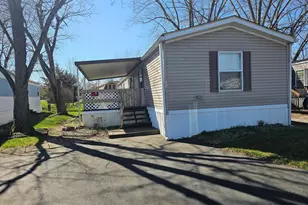 214 Estates Ln, Reynoldsburg, OH 43068 - Photo 1