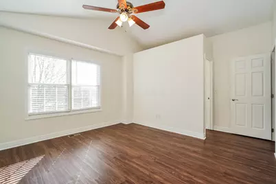 302 Triple Crown Way, Marysville, OH 43040 - Photo 7