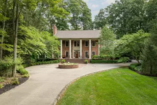 700 Eagle Ridge, Powell, OH 43065 - Photo 3