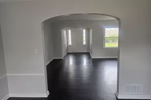 3950 Riverside Dr, Columbus, OH 43220 - Photo 9