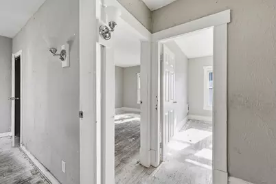 463 N Champion Avenue, Columbus, OH 43203 - Photo 9