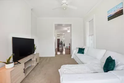 1070 E Long Street #1070, Columbus, OH 43203 - Photo 5