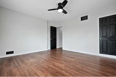 382-388 N Champion Avenue, Columbus, OH 43203 - Photo 9