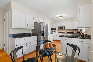 3949 Norbrook Dr, Upper Arlington, OH 43220 - Photo 17