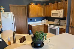 1214 Dunhurst St, Circleville, OH 43113 - Photo 13