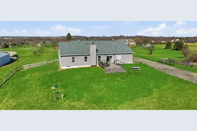 18686 Ringgold Southern Road, Circleville, OH 43113 - Photo 3