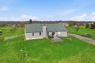 18686 Ringgold Southern Rd, Circleville, OH 43113 - Photo 3