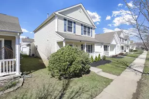 623 Rockets St, Galloway, OH 43119 - Photo 3