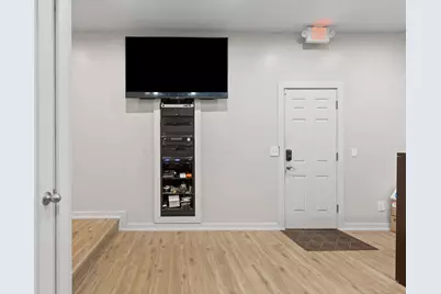 158 N High Street, Gahanna, OH 43230 - Photo 25