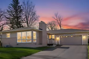 107 Dartmouth Rd SE, Hebron, OH 43025 - Photo 1