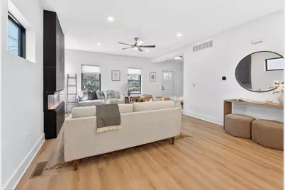 90 N Ohio Avenue, Columbus, OH 43203 - Photo 9