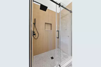 90 N Ohio Avenue, Columbus, OH 43203 - Photo 35