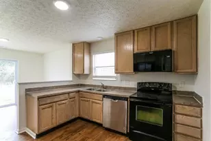 2177 Margo Rd, Columbus, OH 43229 - Photo 7