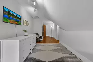 1355 Dennison Ave, Columbus, OH 43201 - Photo 15