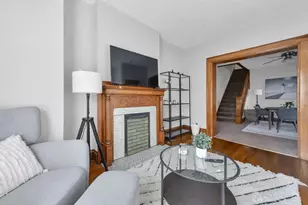 1355 Dennison Ave, Columbus, OH 43201 - Photo 9