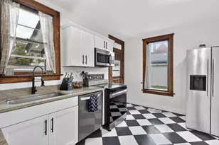 94 W Waterloo St, Canal Winchester, OH 43110 - Photo 3