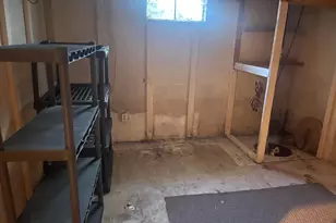 1806 Balsamridge Rd, Columbus, OH 43229 - Photo 9