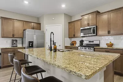 298 Shady Hollow Drive, Commercial Point, OH 43116 - Photo 9