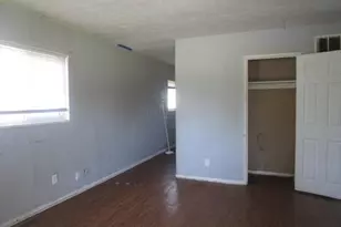 3072 Huntington Dr, Columbus, OH 43207 - Photo 5