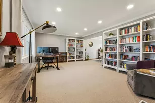 1435 Havencrest Ct, Columbus, OH 43220 - Photo 7