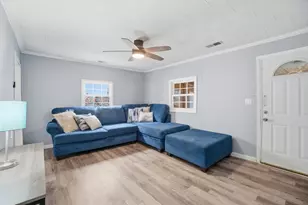 2752 Azelda St, Columbus, OH 43211 - Photo 7