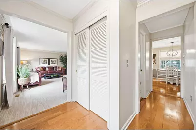 2682 Lane Road, Columbus, OH 43220 - Photo 3