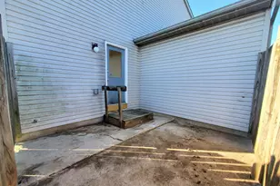 2047 Bridlewood Blvd, Columbus, OH 43207 - Photo 15