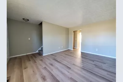 2047 Bridlewood Boulevard #2049, Columbus, OH 43207 - Photo 3